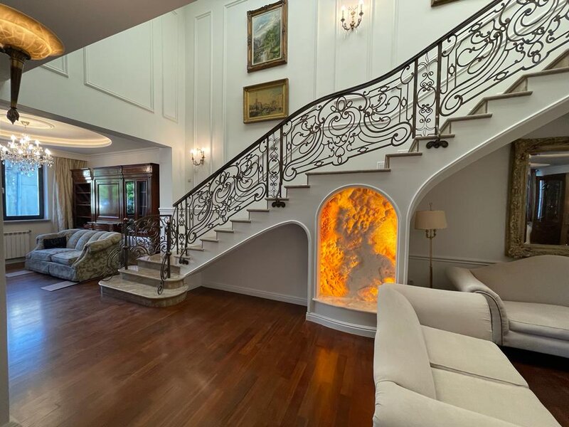 Piata Victoriei, Paris, Bucuresti,