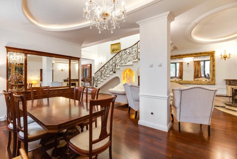 Piata Victoriei, Paris, Bucuresti,