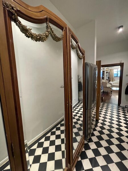 Piata Victoriei, Paris, Bucuresti,